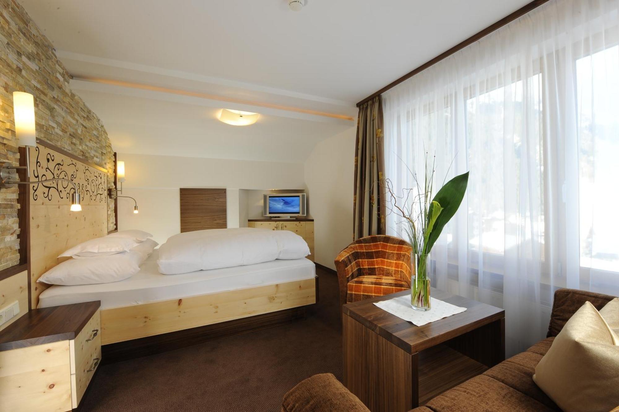 Hotel Jaegerhof Ишгъл Екстериор снимка