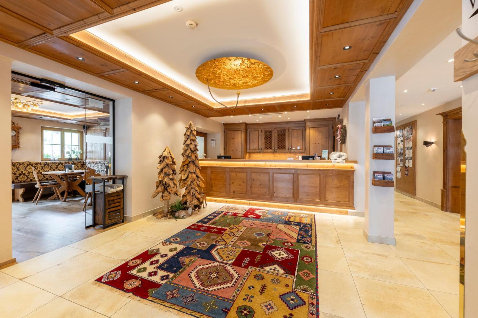 Hotel Jaegerhof Ишгъл Екстериор снимка
