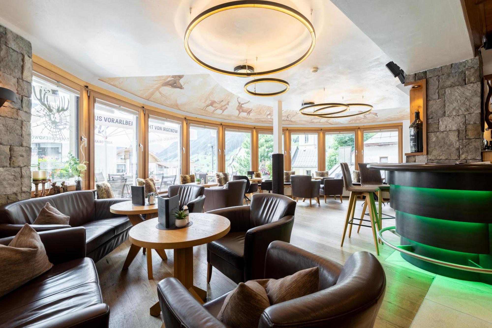 Hotel Jaegerhof Ишгъл Екстериор снимка