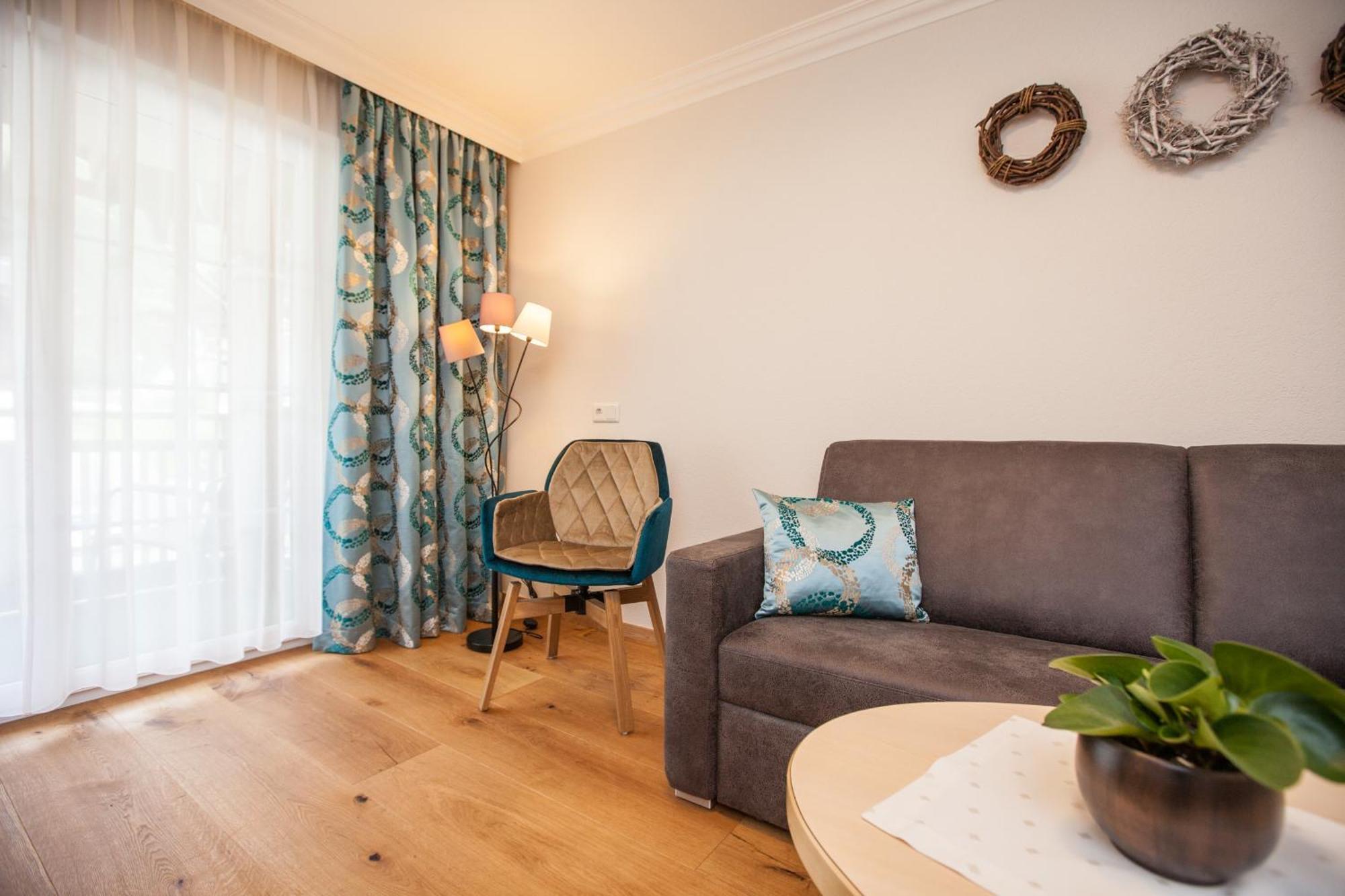 Hotel Jaegerhof Ишгъл Екстериор снимка