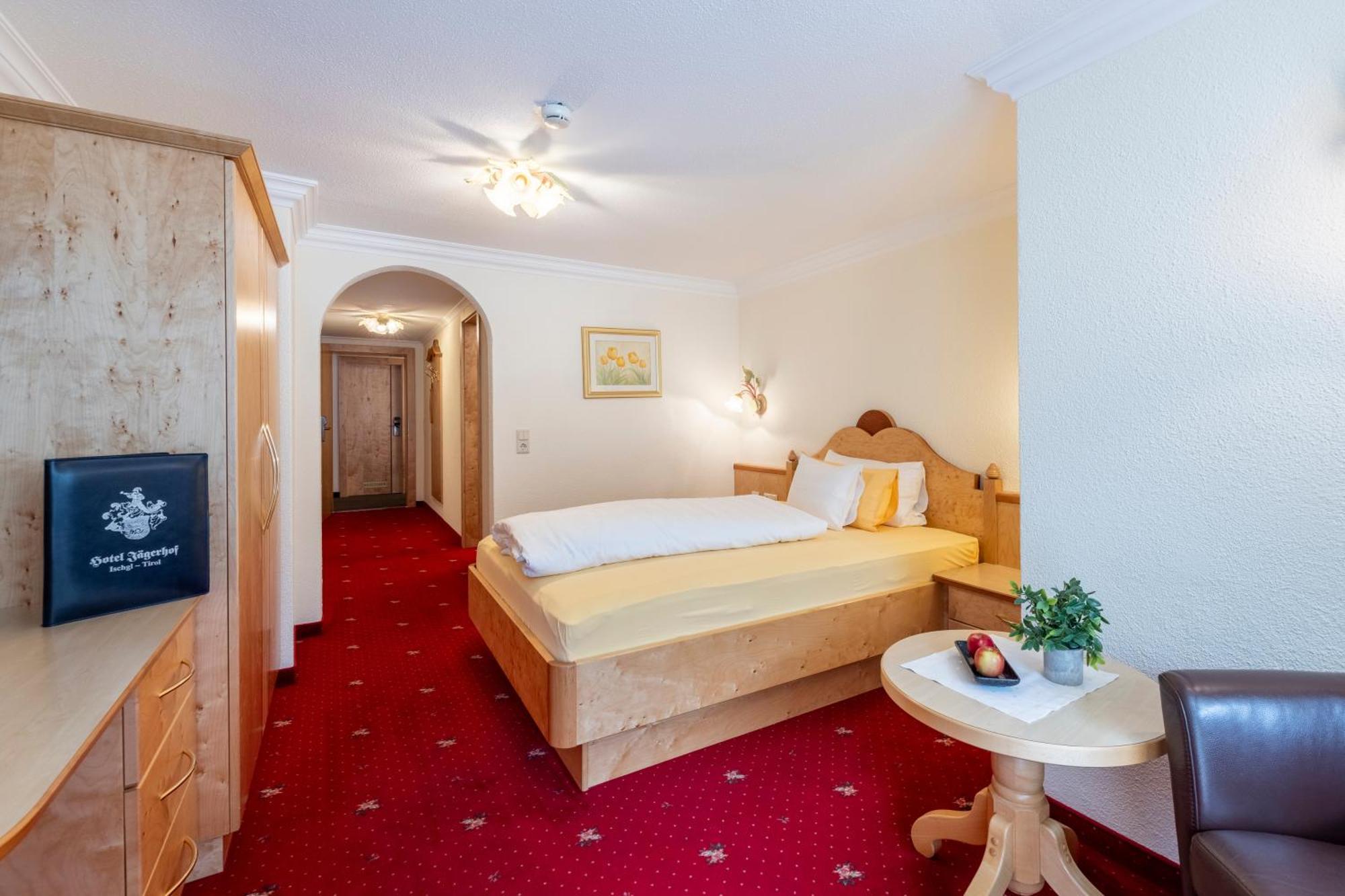 Hotel Jaegerhof Ишгъл Екстериор снимка