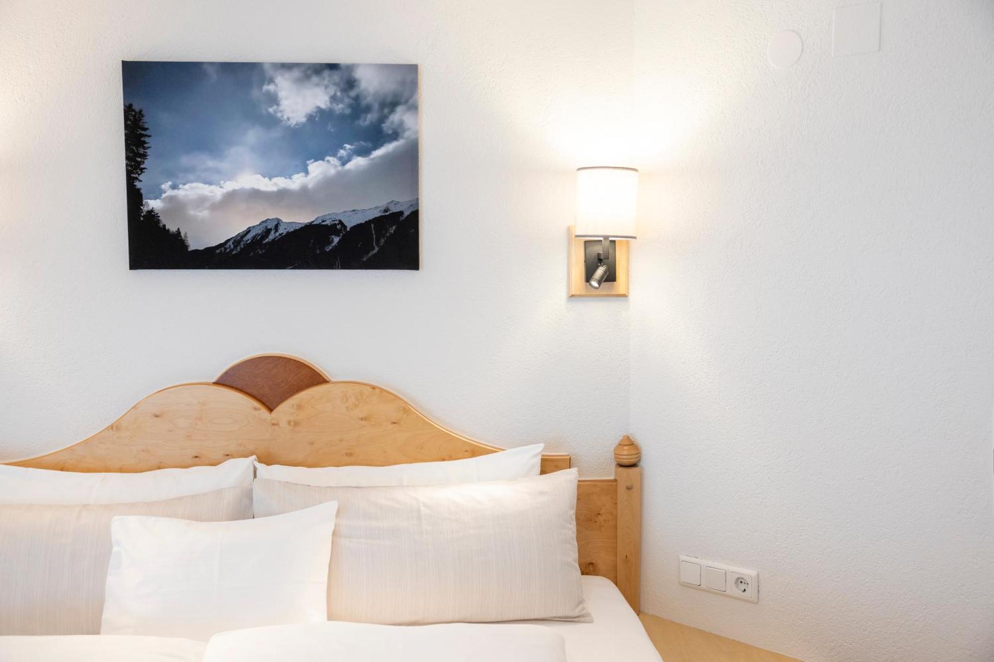 Hotel Jaegerhof Ишгъл Екстериор снимка