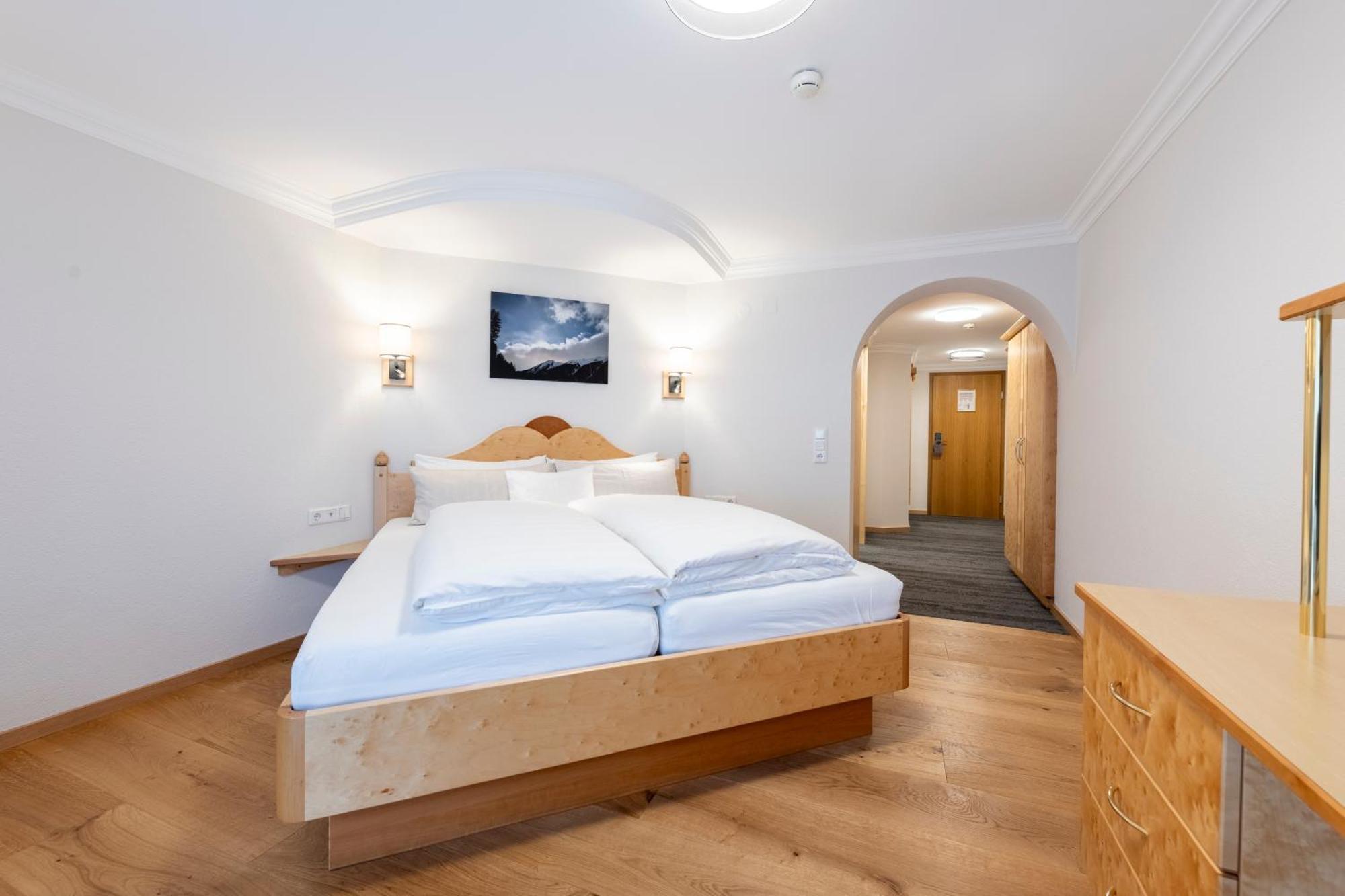 Hotel Jaegerhof Ишгъл Екстериор снимка
